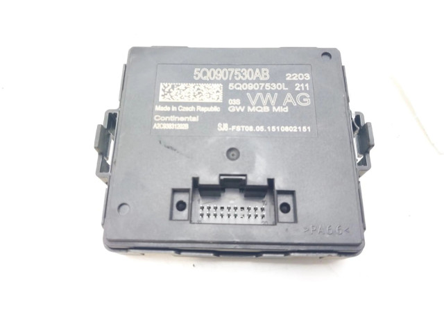 Блок управления двигателя 5Q0907530AB   Volkswagen PASSAT