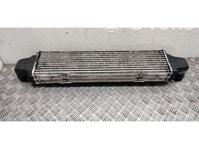 Интеркулер 31338236 Volvo V70