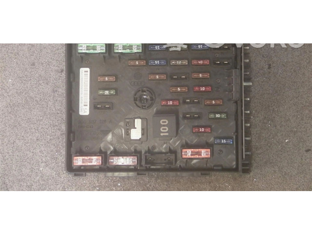   Pojistková skříňka 3C0937125A   Volkswagen Tiguan 2015