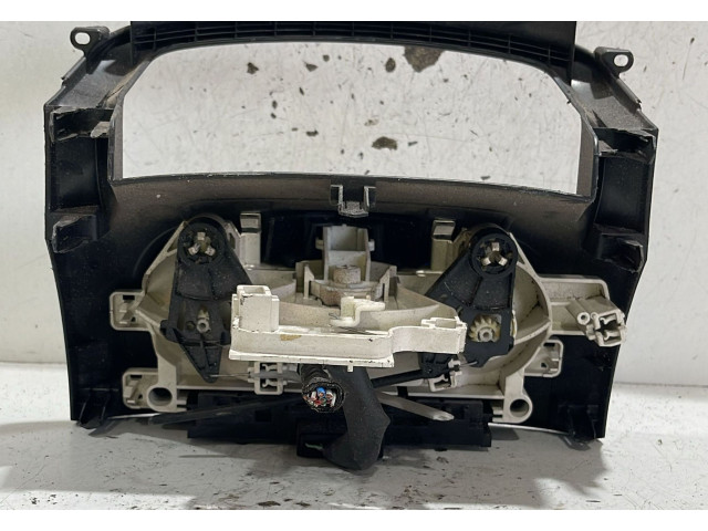 Блок управления климат-контролем Daihatsu Sirion