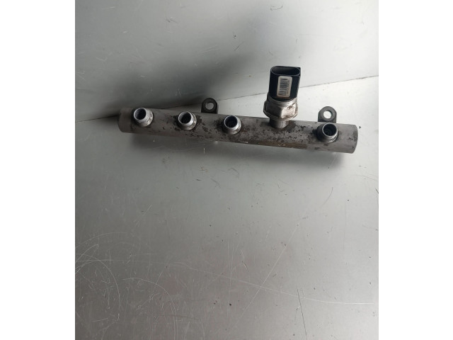 Vstřikovací lišta 059130089AB Audi A8 S8 D3 4E