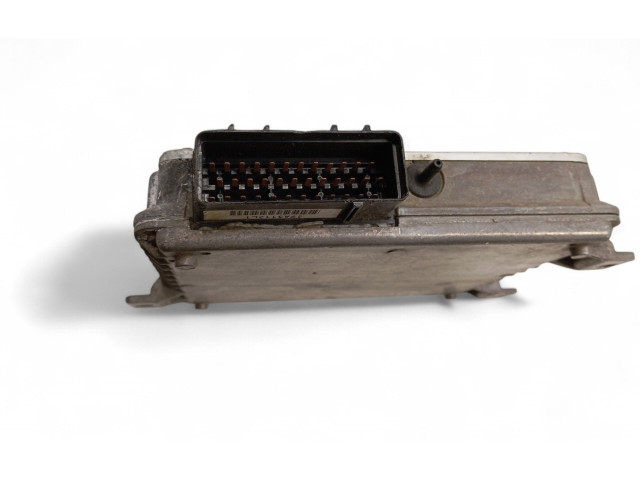 Блок управления двигателем Блок управления MKC104032 Rover 100