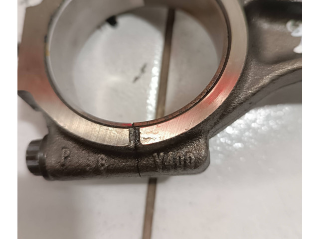 Поршень с шатуном V400 Volkswagen Caddy