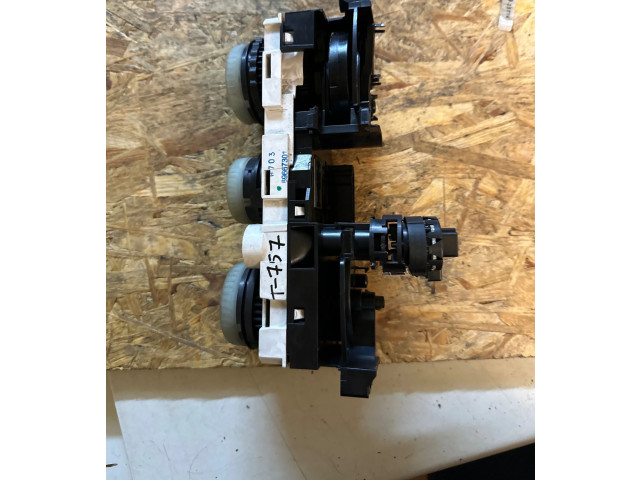Блок управления климат-контролем 69667301 Mitsubishi Colt