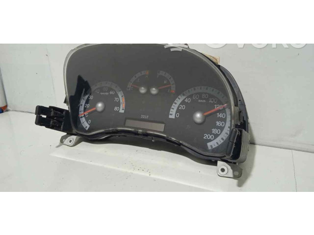 Pojistková skříňka Спидометр (приборный щиток) 46812972   Fiat Punto (176) 