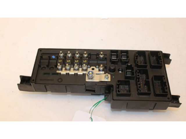 Блок предохранителей  8637841, 8637841   Volvo V70    