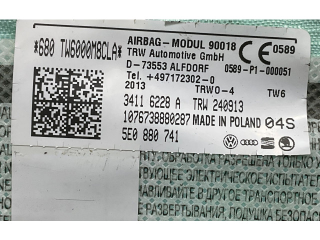 Боковая подушка безопасности 5E0880741 Skoda Octavia Mk3 (5E)