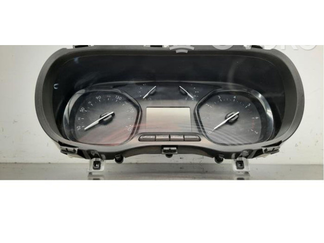 Přístrojová deska  Peugeot Expert 2019 9831168780  