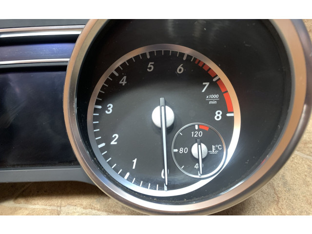 Панель приборов    Mercedes-Benz GL X166       