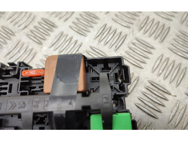   Pojistková skříňka    Citroen Berlingo 2020