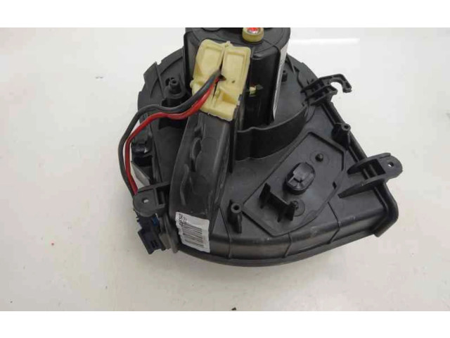 Вентилятор печки       Peugeot Expert