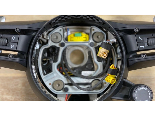 Volant Porsche 911 992 2020 992419798C