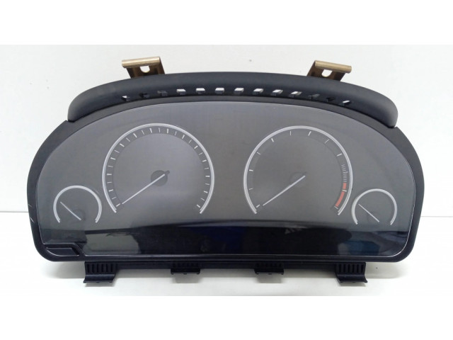 Přístrojová deska BMW 7 F01 F02 F03 F04 2009 17388410, 920200201