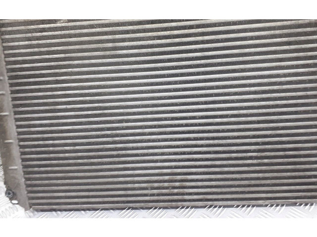 Интеркулер     Toyota Corolla Verso E121 