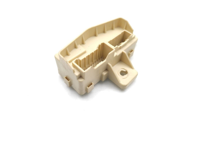 Блок предохранителей 91940-J7030   KIA Ceed    