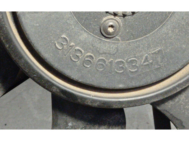 Вентилятор радиатора ST132113 Dacia Sandero