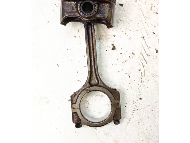  Поршень с шатуном  G4LA  KIA Rio  