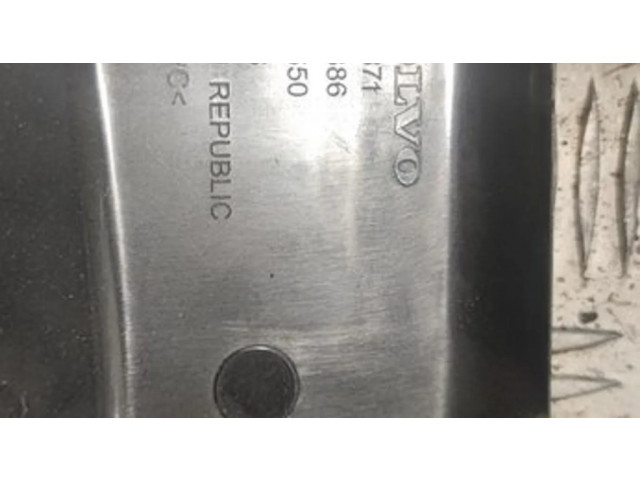 Ручка для отгибания опоры спинки сиденья