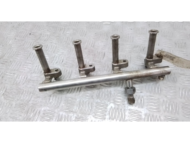 Vstřikovací lišta 31303496 Volvo XC90 pro benzínový / Электричество motor 2.0