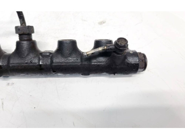 Vstřikovací lišta Toyota Previa (XR30, XR40) II