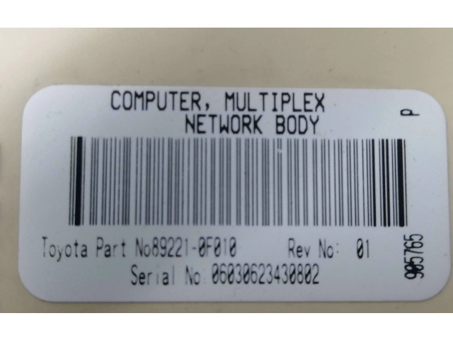 Блок предохранителей  892210F010, 06030623430802   Toyota Corolla Verso E121    