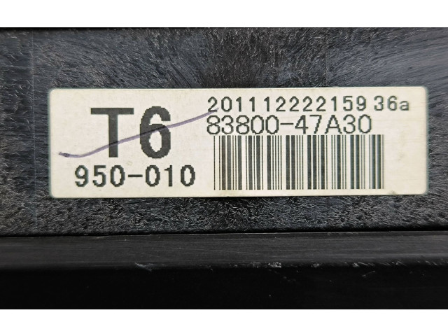 Přístrojová deska Toyota Prius (XW30) 2012 8380047A30