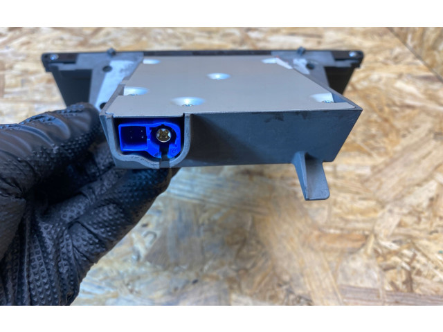 Дисплей 81A919605A Audi Q2 -