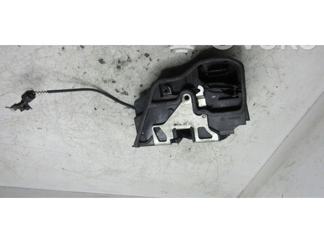 Zámek zadních dveří d4cdzsa1dn BMW 7 E65 E66 2013