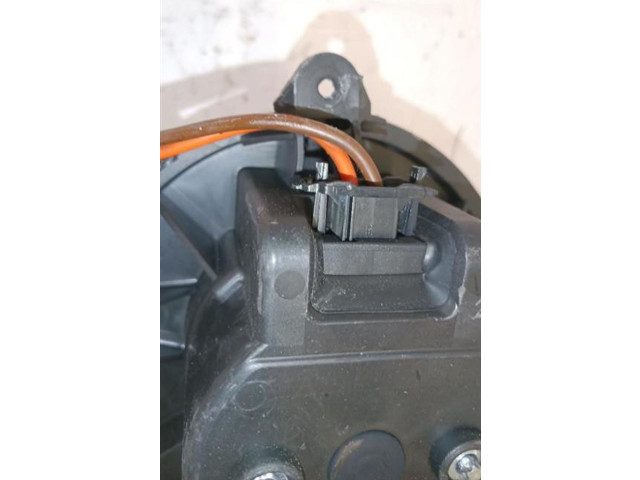 Вентилятор печки    77366856, 350A1000   Fiat Qubo