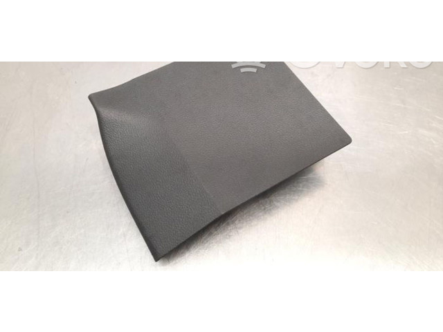 Pojistková skříňka 243138249R Renault Captur II 2021