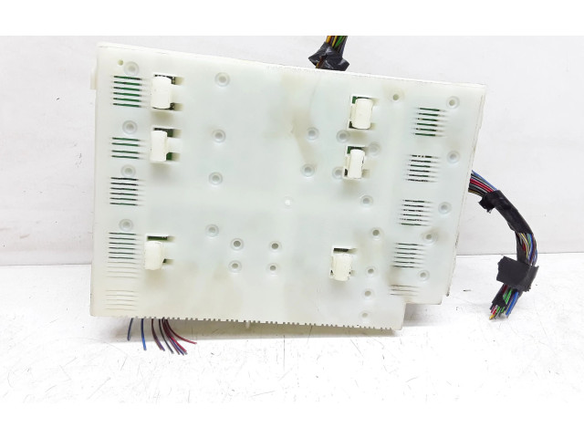 Блок предохранителей 31254837, AG9T14C256HC   Volvo V70    