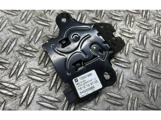 Zámek zadních dveří 13501988   Opel Insignia A 2012