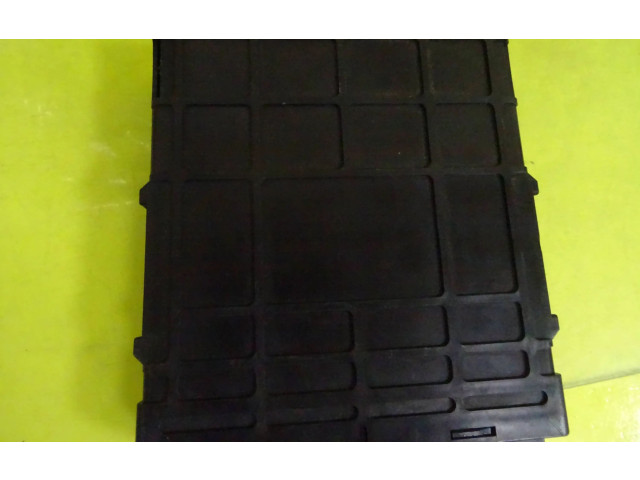 Řídící jednotka 33920-51J2, 3392051J2 Suzuki Grand Vitara I 2001