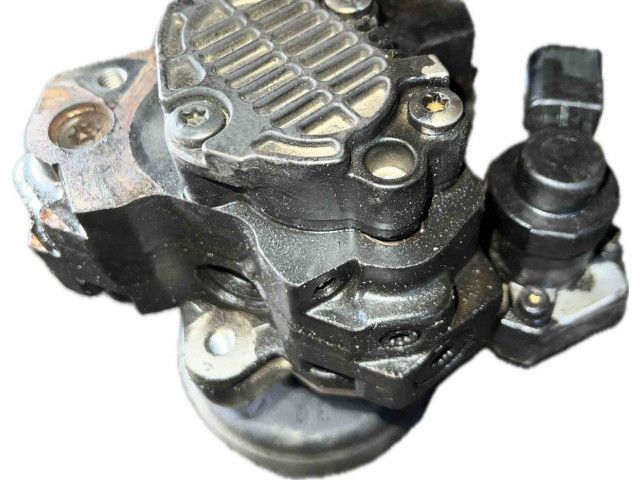 Топливный насос