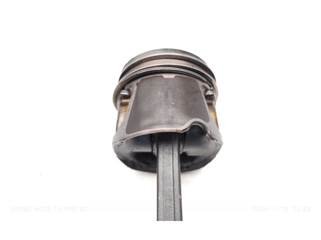 Píst OM640.940 Mercedes-Benz A W169 OM640.940