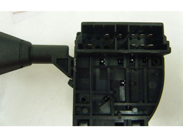 Ручка стеклоочистителей 7700838984 Renault Clio I