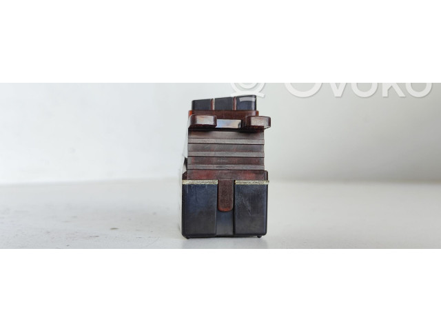 Дисплей 8111009010 SsangYong Kyron