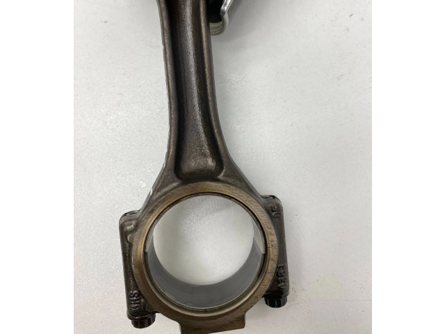  Поршень с шатуном AXD   Volkswagen Transporter - Caravelle T5  