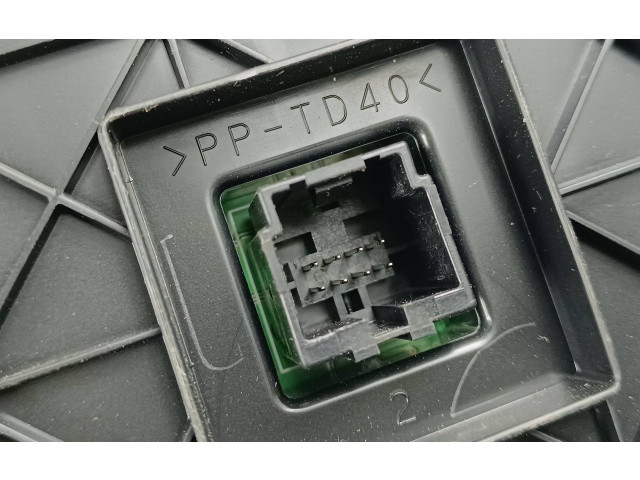 Блок управления климат-контролем 24477R, P6TM19DX9AB Jeep Compass