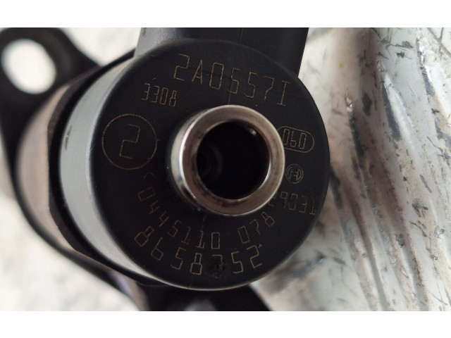 Форсунка 2A0557I, 0445110078    Volvo V70  D5244T 