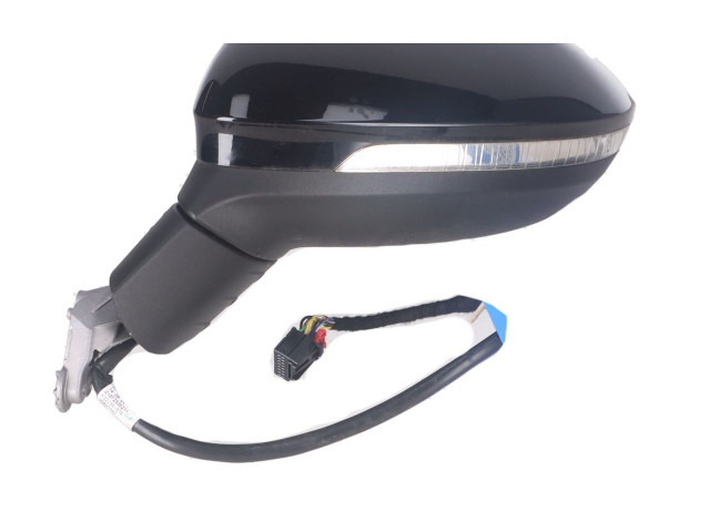 Зеркало электрическое Volkswagen Golf VIII 2019 - года