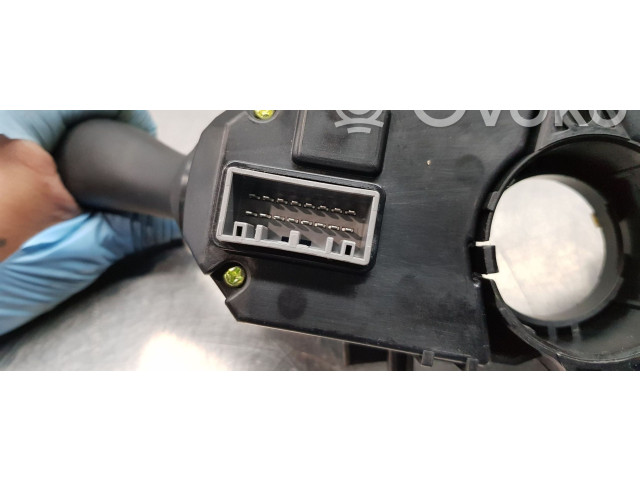 Vstřikovač 93404J7850 KIA Ceed D4FE