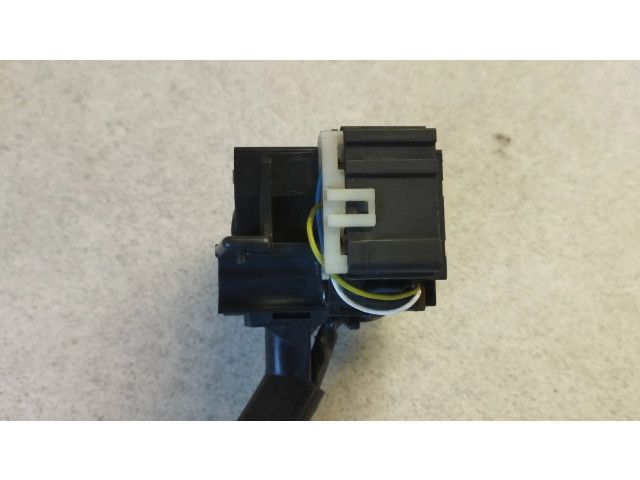 Ручка стеклоочистителей Mitsubishi Pajero