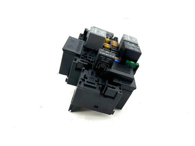   Pojistková skříňka A2229063202   Mercedes-Benz E W213 2017