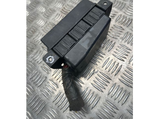 Блок предохранителей Jeep Grand Cherokee для двигателя EXF