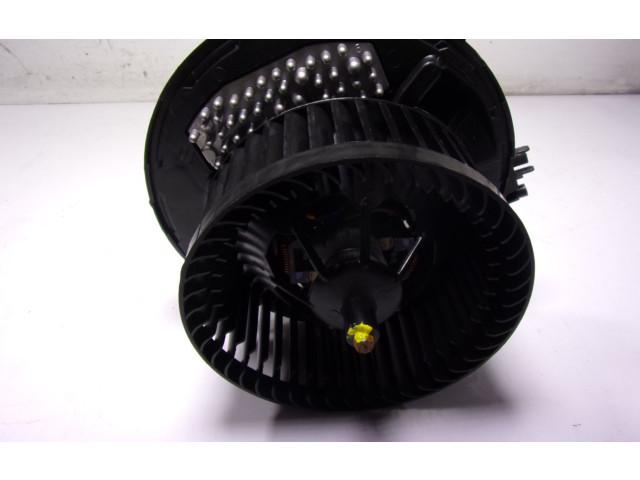 Вентилятор печки    5WB819021A, 3Q1819021E   Cupra Leon