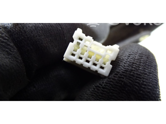 Зеркало электрическое Subaru Forester SH 2008 - 2013 года