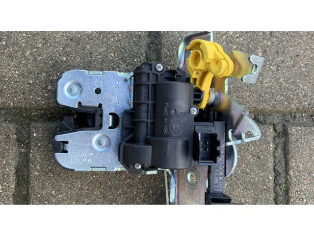 замок багажника 80A827506A Audi Q5 SQ5 2008-2017 года