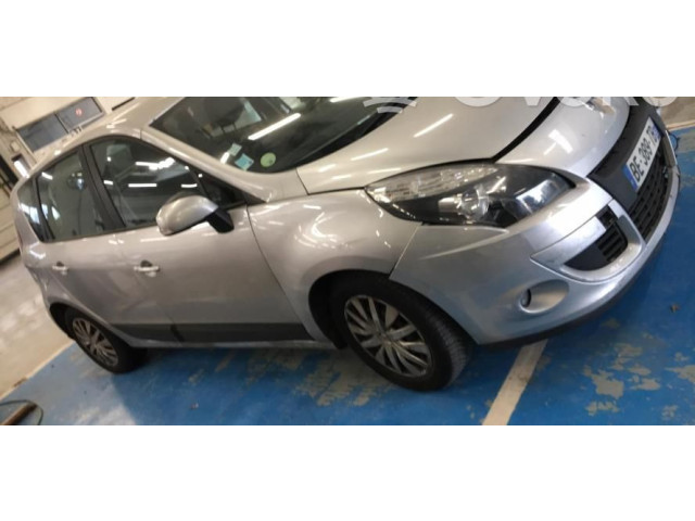 Зеркало электрическое        Renault Scenic III -  Grand scenic III  2009 - 2016 года   