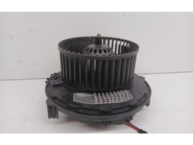 Вентилятор печки    5Q1819021B   Volkswagen Golf VII